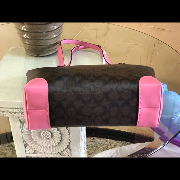 Coach signature coated brown pvc pink leather tote - Picture 7 of 8